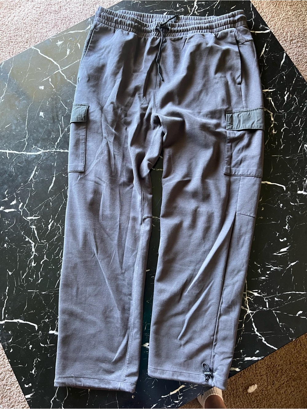 Old Navy Men's Charcoal Gray Cargo Joggers